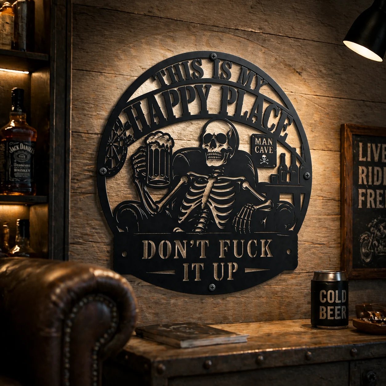 💀🍺«Dette er mitt lykkelige sted» – morsom innredning til mannehulen