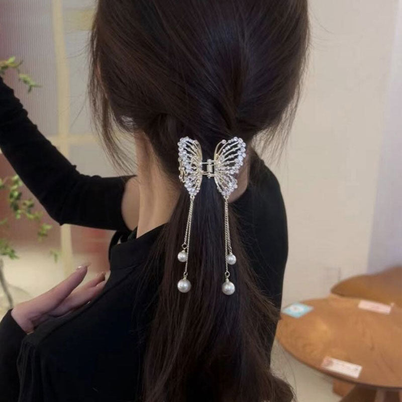 🦋✨ Glitterende Vlinder Haarclip met Kwastjes & Kralen