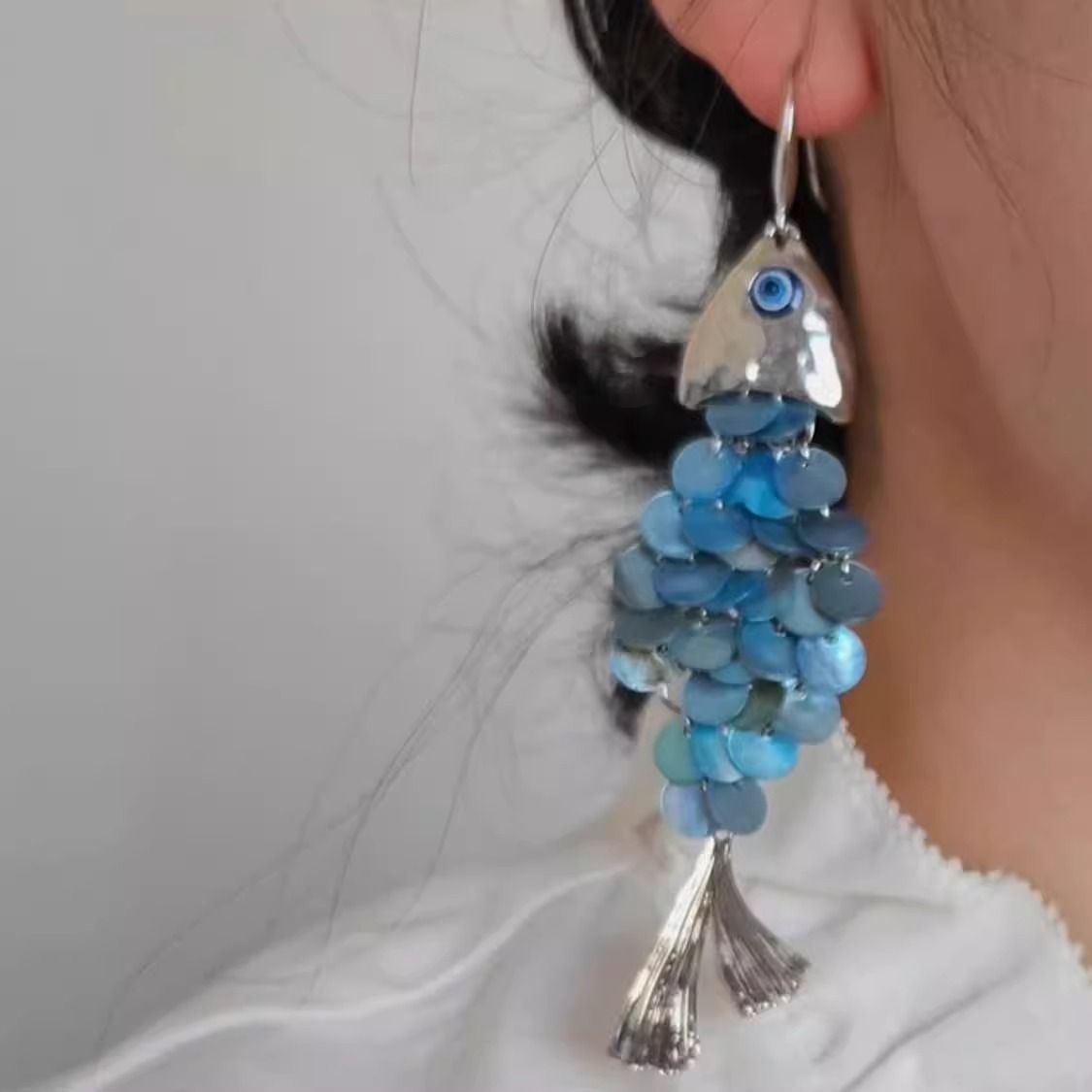 Blauwe vis oorbellen