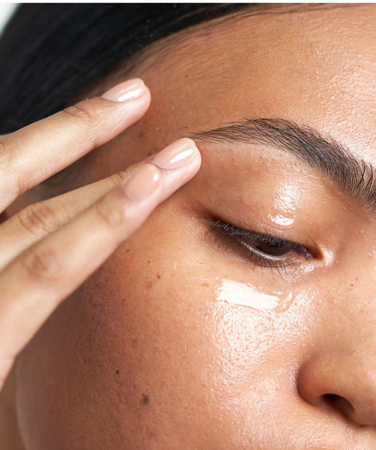 Verfrissende ooggel - Koreaanse formule met cafeïne, hyaluronzuur en niacinamide