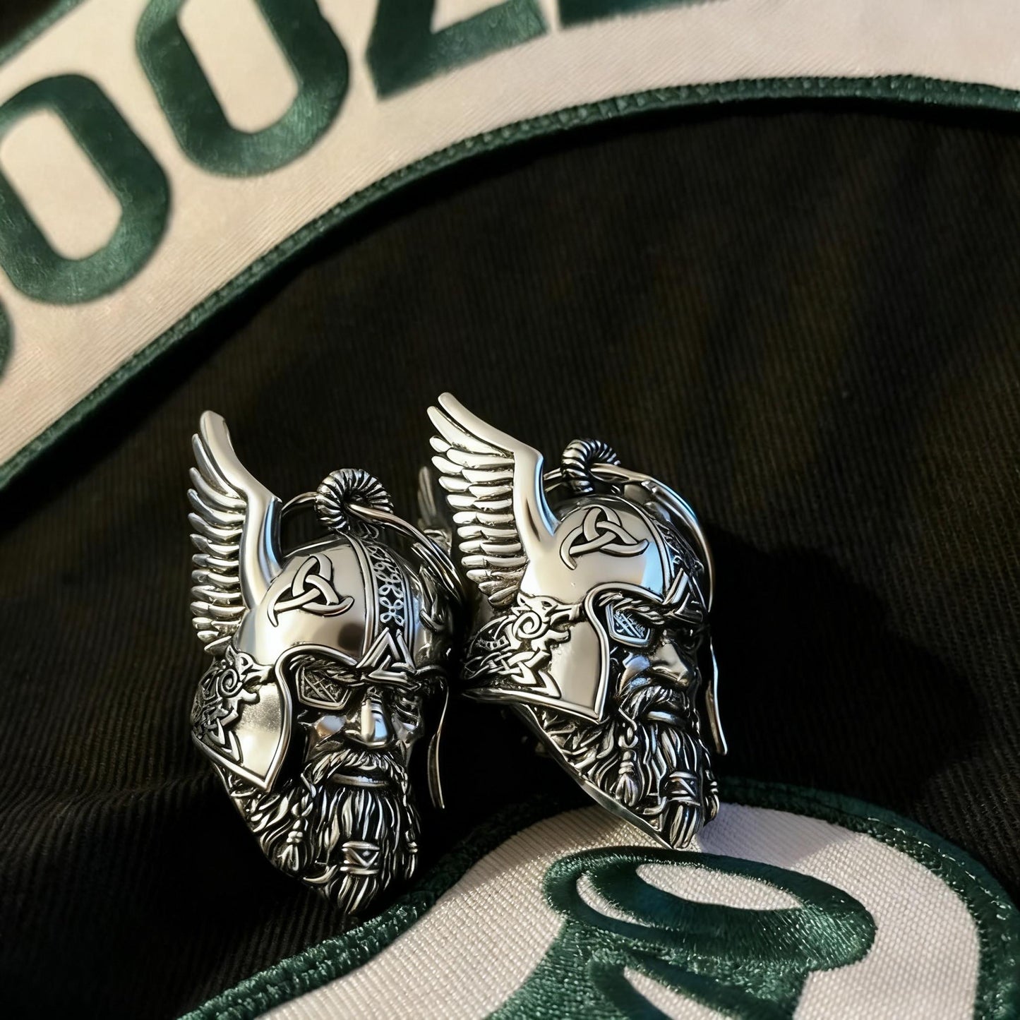 ⚔️ Odins vikingtalisman nøkkelring beskyttelsesamulett 🔔