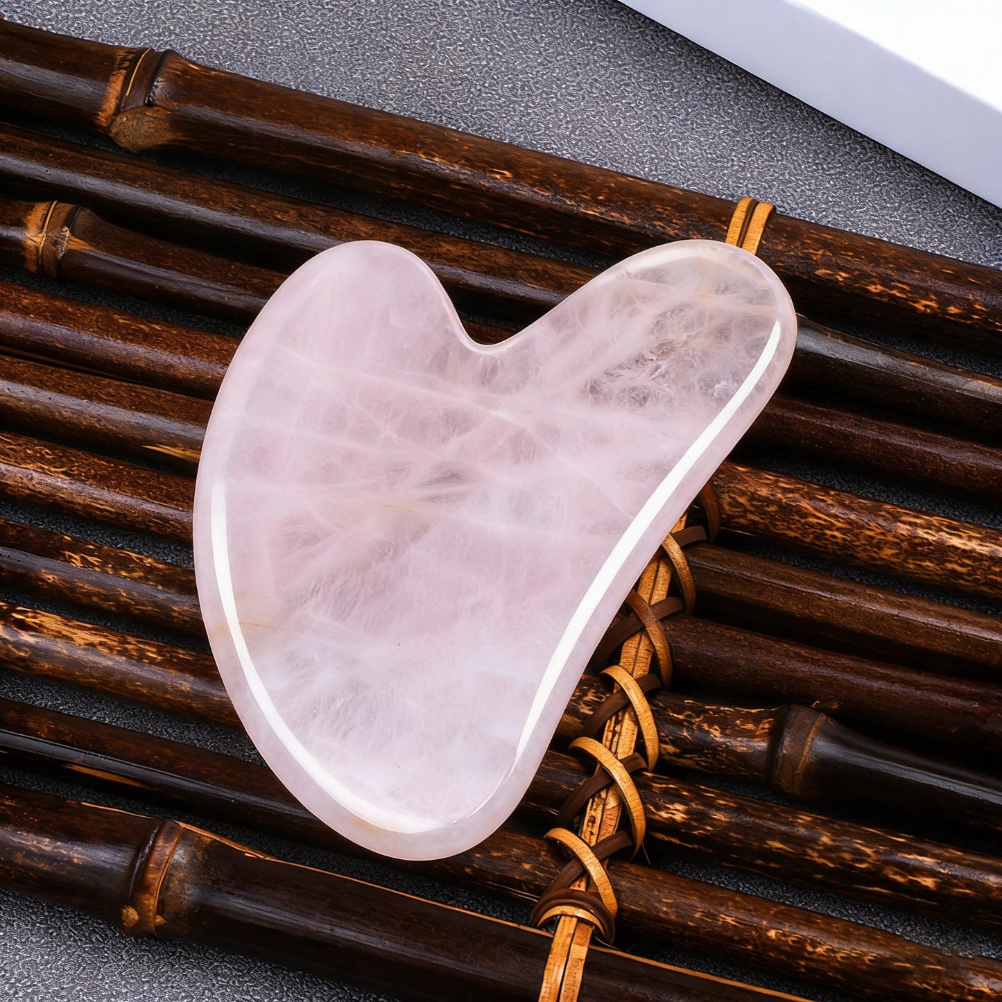 💖Hjerteformet Gua Sha-massasjeapparat med naturlig krystall – Gua Sha-verktøy for hele kroppen for ansikt, nakke og kropp