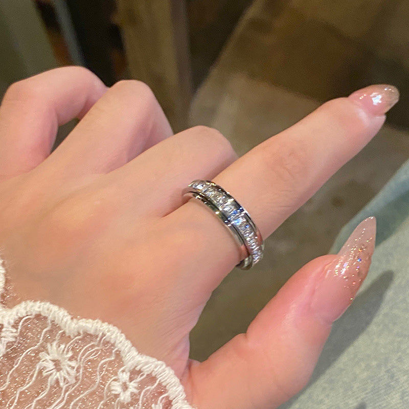 ⏳ Siste dag: 50 % på hele sortimentet!⏰💖Dreiende spinnerring i titanstål med zirkonia
